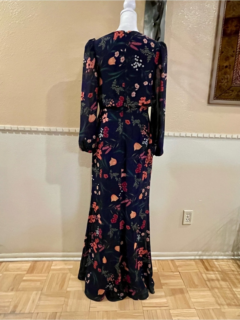 Eliza J Chiffon Floral Long Dress. Balloon long sleeve, slit, cascading ruffle 6 - Picture 11 of 16